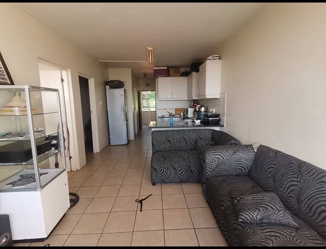 3 BEDROOM APARTMENT TO LET IN GLENWOOD